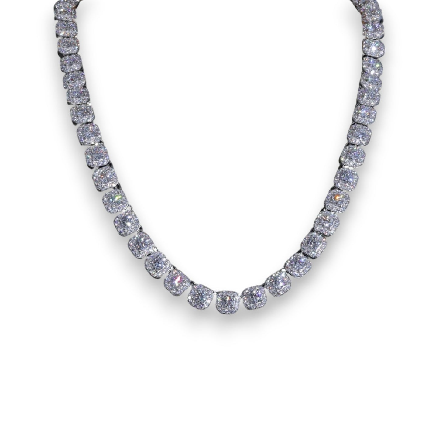 Iced out Box Chain - VVS1 Moissanite x 925 Sterling Silver (6.5mm)